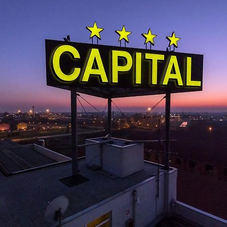 Hotel Capital Rovigo Kültér fotó
