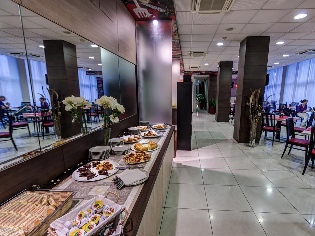 Hotel Capital Rovigo Kültér fotó