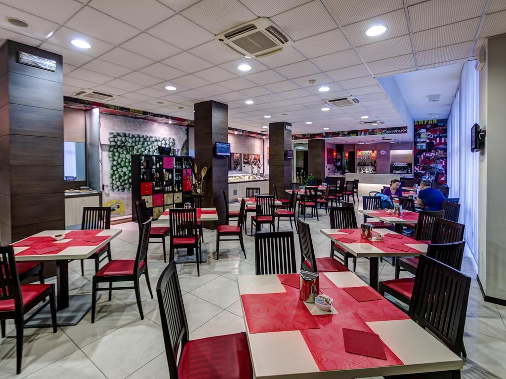Hotel Capital Rovigo Kültér fotó