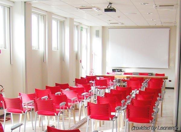 Hotel Capital Rovigo Kültér fotó