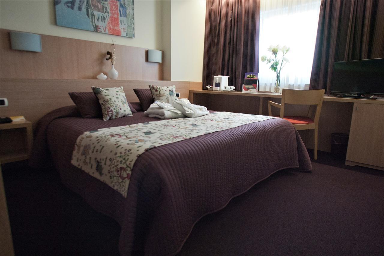 Hotel Capital Rovigo Kültér fotó